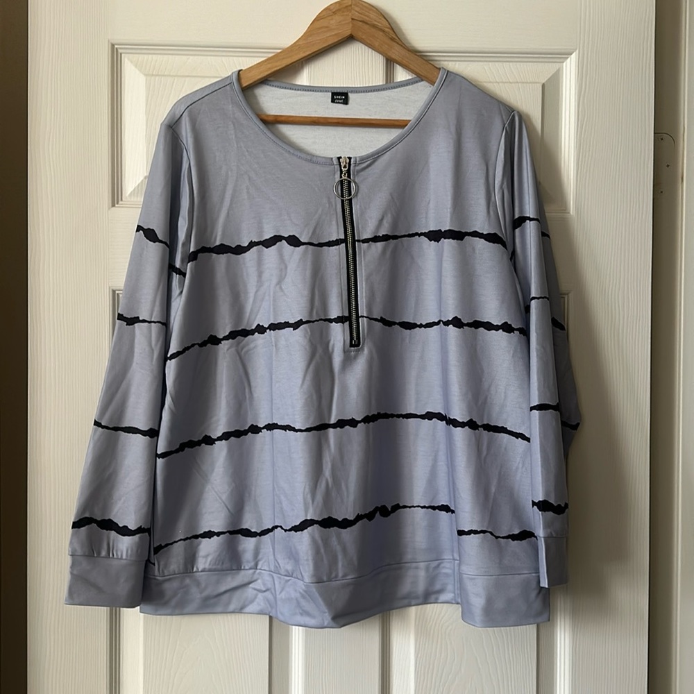 SHEIN Gray and Black long sleeve with silver zipper